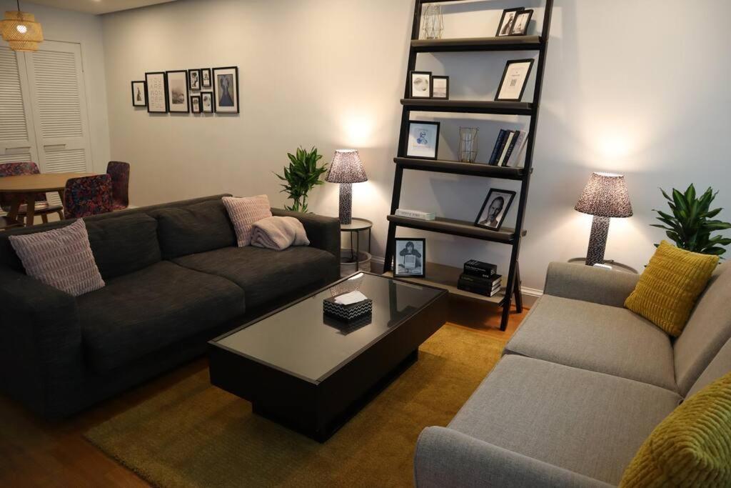 3-Bedroom House With Cute Patio Explore Dc On Foot วอชิงตัน ภายนอก รูปภาพ